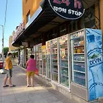 Cozy In Sunny 아파트
